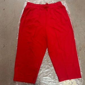 Red capri style pants by Karen Scott sport size xl
